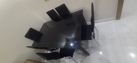 Jeddah, Furniture, SAR 700,  Glass Dining Table With 6 Chairs