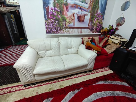 Al Khalidiyah, Furniture, SAR 550,  White American Style Sofa