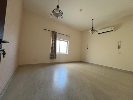 Mahooz, Apartments/Houses, BHD 280/year,  2 BR,  EXCELENT |2BHK|SEMI FURNISHED FLAT WITH EWA NEAR 212 SUPER MARKET HALF OPEN KITCHEN TABLE