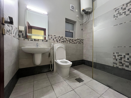 Zinj, Apartments/Houses, BHD 280/year,  Furnished,  2 BR,  EXCELENT |2BHK|SEMI FURNISHED FLAT WITH EWA NEAR 212 SUPER MARKET HALF OPEN KITCHEN TABLE