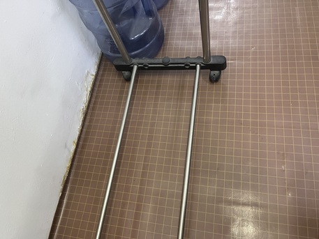 Hara, Furniture, SAR 96,  Clothes Stand Wheels Steel, Strong , Excellent Condition