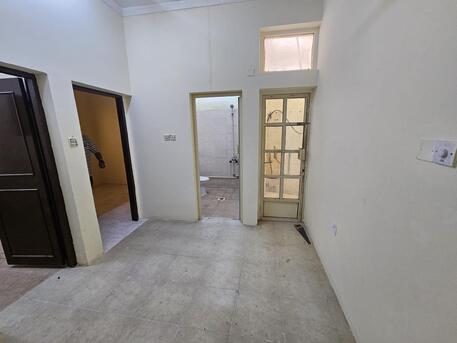 Manama, Apartments/Houses, BHD 190/month,  2 BR,  Flat For Rent In Gufool With EWA Nearby Al Hawaj