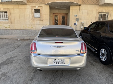 Riyadh, Vehicles, Cars & Trucks , SAR 53000, Chrysler 300C, 2012, Automatic, 239000 KM, Chrysler C300 Executive Full Option Panorama