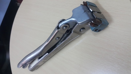 Olaya, Tools, SAR 450,  For SALE   AMP MR-1  Hand Crimping Tool For Picabond Connectors.