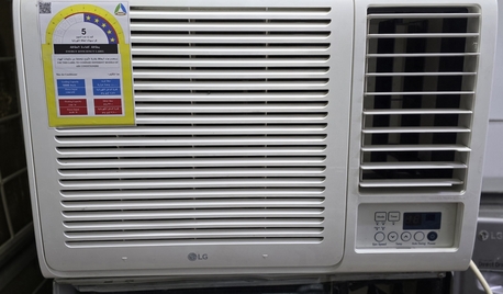 Al Malaz, Air Conditioners, SAR 1,  Lg Hot & Cold  Window Air-conditioner For Selling