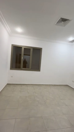Kuwait City, Apartments/Houses, KWD 850/month,  5 BR,  Deluxe Apartment For Rent In Al-Aqila, Ground Floor.