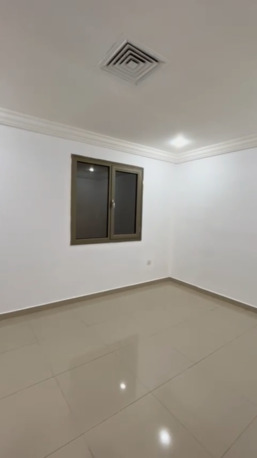 Kuwait City, Apartments/Houses, KWD 850/month,  5 BR,  Deluxe Apartment For Rent In Al-Aqila, Ground Floor.