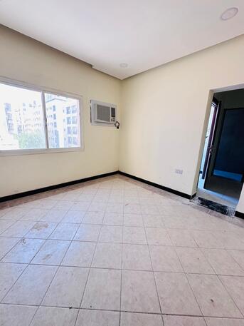Gudaibiya, Apartments/Houses, BHD 200/month,  2 BR,  Flat For Rent In Gudaibiya Nearby LuLu