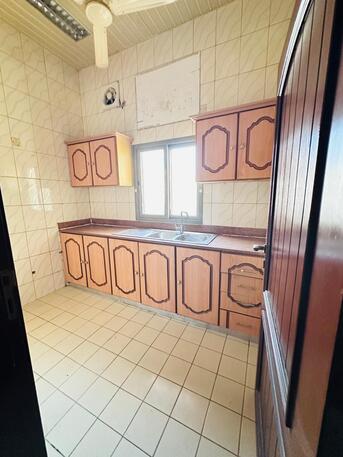 Gudaibiya, Apartments/Houses, BHD 200/month,  2 BR,  Flat For Rent In Gudaibiya Nearby LuLu