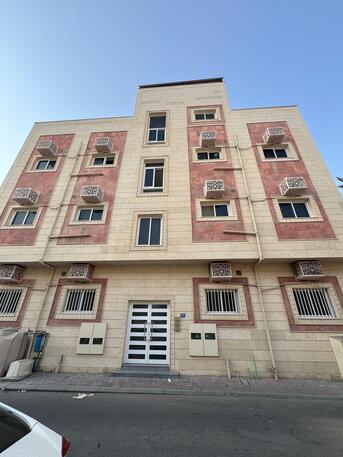 Paris, Housing Exchanges, 150/year,  2 BR,  100 Sq. Meter,  Apartment For Rent In Al-Duraz Area, First Floor.