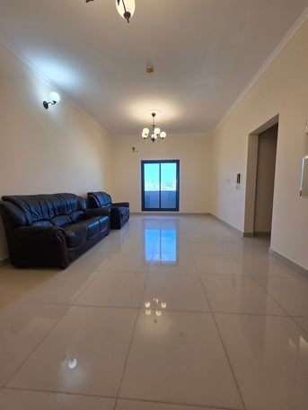 Manama, Apartments/Houses, BHD 280/month,  2 BR,  @2BATHROOM Hall Kitchen With Electricity Balcony Car Parking