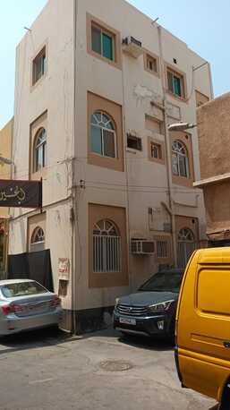 Paris, Housing Exchanges, 80/year,  1 BR,  80 Sq. Meter,  Studio Apartment For Rent In Al-Daih