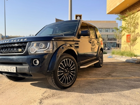 Riyadh, Vehicles, Cars & Trucks , SAR 40000,  Rover Land Rover Discovery,  2012,  Automatic,  149000 KM,  Urgent Selling For Final Exit, Low Mileage LR4