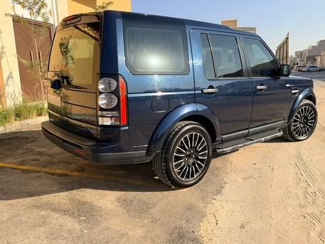 Riyadh, Vehicles, Cars & Trucks , SAR 40000,  Rover Land Rover Discovery,  2012,  Automatic,  149000 KM,  Urgent Selling For Final Exit, Low Mileage LR4