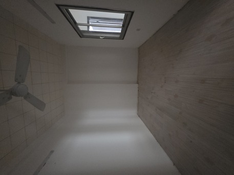 Adliya, Apartments/Houses, BHD 200/month,  3 BR,  - Neet And Clean UN Furnished 3 BHK Flat Without Ewa @200/BD In Adliya