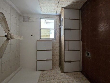 Adliya, Apartments/Houses, BHD 200/month,  3 BR,  - Neet And Clean UN Furnished 3 BHK Flat Without Ewa @200/BD In Adliya