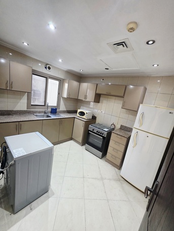 Adliya, Apartments/Houses, BHD 330/month,  Furnished,  2 BR,  -Very Neet & Clean Fully Furnished Spacious 2 BHK Flat With Ewa, Parking @330/BD In Adliya