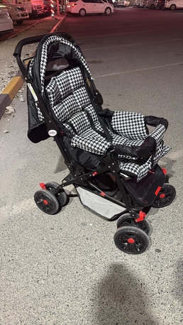 Manama, Baby & Kid Stuff, BHD 18,  Baby Stroller + First Step Baby Carrier (Like New &ndash; With Box)