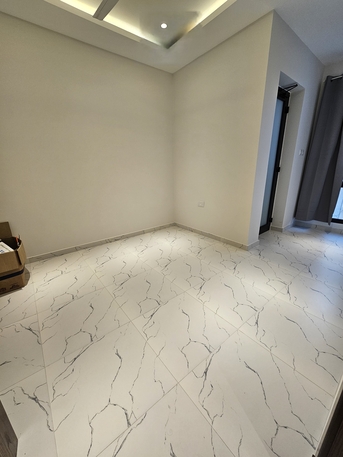 Salmaniya, Apartments/Houses, Furnished,  BRAND NEW 2 BHK FLAT, 230/220 BD, Semi Furnished With EWA @ SALMANIYA.