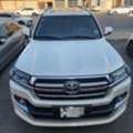 SAR 210000,  Toyota Land Cruiser Grand Touring,  2019,  Automatic,  181000 KM,  Toyota Land Cruiser- Grand Touring