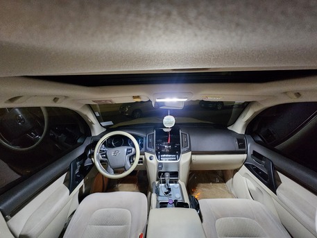 Jubail, Vehicles, Cars & Trucks , SAR 210000,  Toyota Land Cruiser Grand Touring,  2019,  Automatic,  181000 KM,  Toyota Land Cruiser- Grand Touring