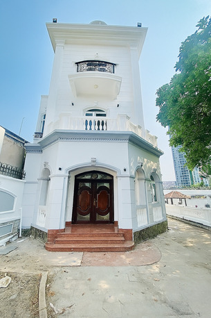 Ho Chi Minh City, Sublets, USD 5500/month,  6 BR,  300 Sq. Meter,  HR231-Thao Dien Villa For Rent | 6 Bedrooms | Pool & Garden | $5,500 (HCM City)