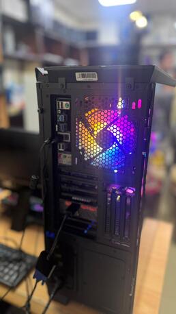 Doha, Computers, QAR 1950,  MSI Core I7-6800K