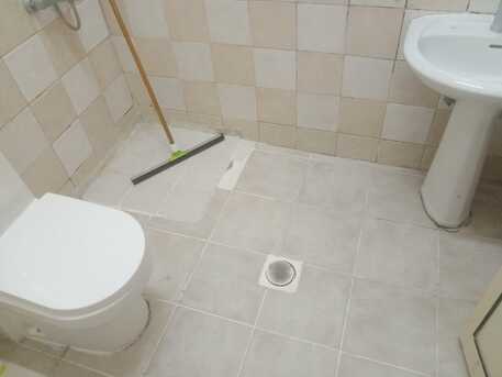 Manama, Apartments/Houses, BHD 180/month,  2 BR,  100 Sq. Meter,  2 Bhk Semi Furnished Flat Available With Ewa In Manama Call Aleena