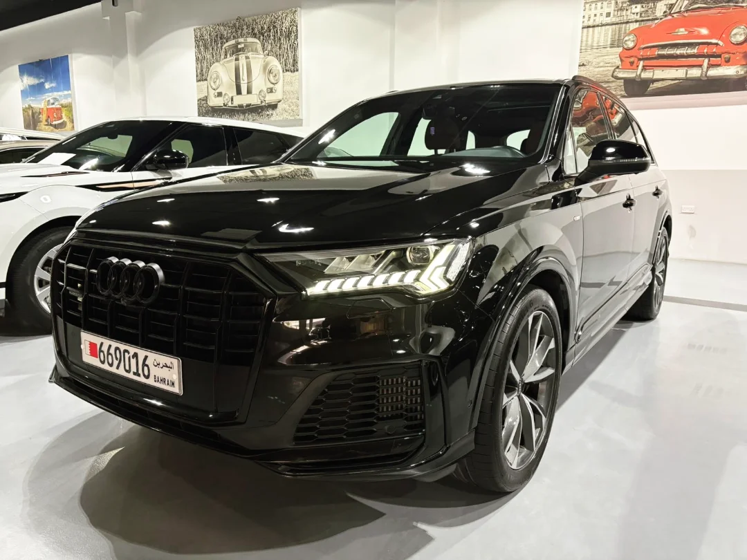 Amwaj Islands, Vehicles, Cars & Trucks , BHD 21995,  Audi Q7 S-Line Black Edition,  2023,  Automatic,  29000 KM,  Audi Q7 S-Line Quattro 55 TFSI  Special Order Black Edition V6 3.0L TC 340 HP