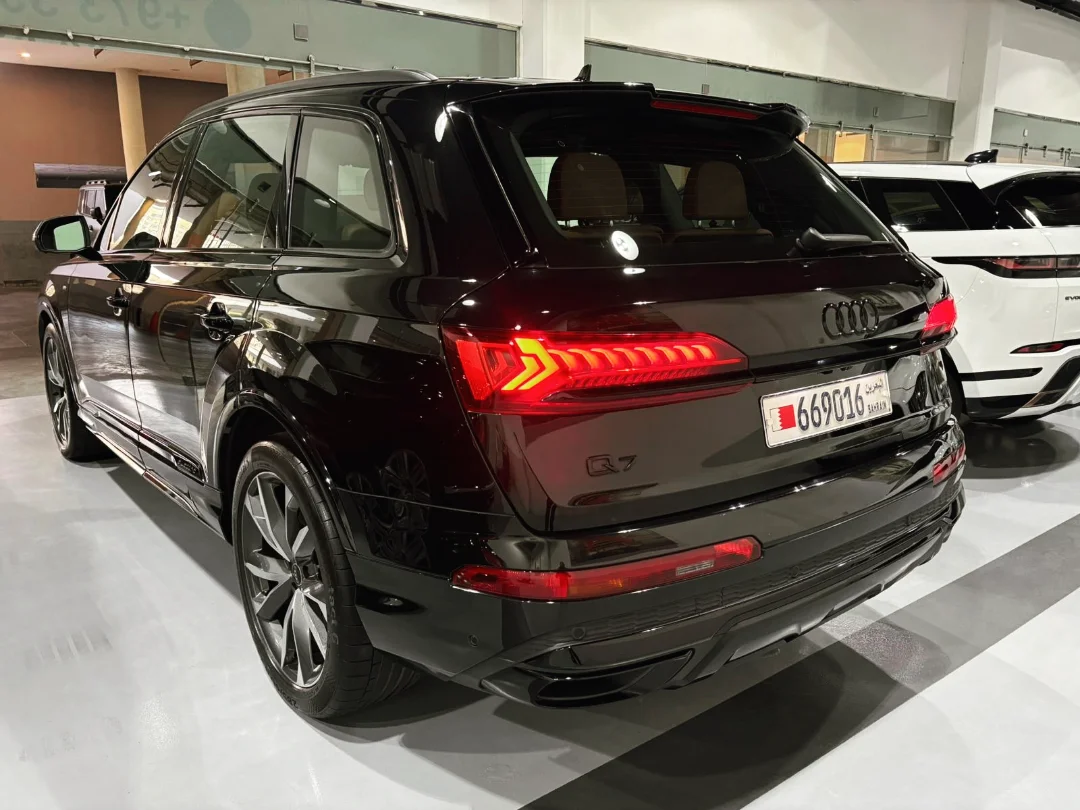Amwaj Islands, Vehicles, Cars & Trucks , BHD 21995,  Audi Q7 S-Line Black Edition,  2023,  Automatic,  29000 KM,  Audi Q7 S-Line Quattro 55 TFSI  Special Order Black Edition V6 3.0L TC 340 HP
