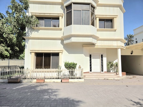 Adliya, Villas, BHD 600,  Furnished,  Spacious 3 Bedroom Fully Furnished Villa For Rent.