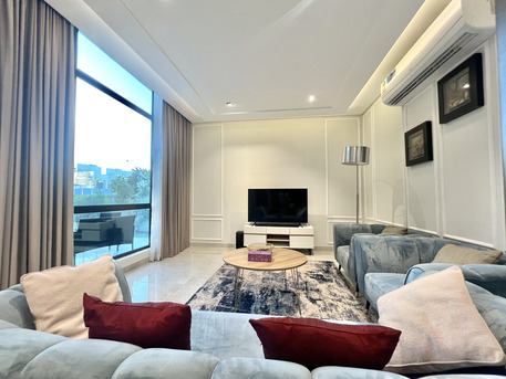 Janabiya, Villas, BHD 1150,  Furnished,  450 Sq. Meter,  Elegant 5BR Furnished Villa In Janabiya | Garden, Patio & Maid&rsquo;s Room