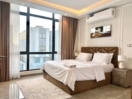 Janabiya, Villas, BHD 1150,  Furnished,  450 Sq. Meter,  Elegant 5BR Furnished Villa In Janabiya | Garden, Patio & Maid&rsquo;s Room