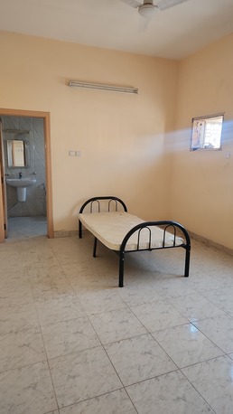 Manama, Apts/Flats Wanted, BHD 150/month,  2 BR,  2bhk, 2 Bathroom, Kitchen ,hall And Balcony