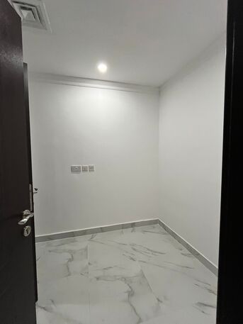 Kuwait City, Apartments/Houses, KWD 500/month,  3 BR,  Ground Floor Apartment For Rent In Rumaithiya