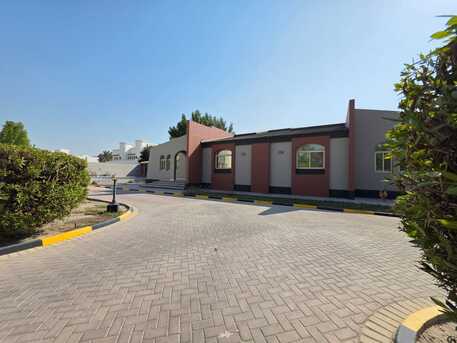 Saar, Apartments/Houses, BHD 850/month,  3 BR,  500 Sq. Meter,  Beautiful Villa With Large Garden Compound 2 Villas Only