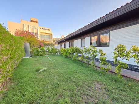 Budaiya, Apartments/Houses, BHD 400/month,  3 BR,  300 Sq. Meter,  Lovely Villa With Large Garden Near Budaiya Bus Stand