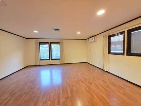 Budaiya, Apartments/Houses, BHD 400/month,  3 BR,  300 Sq. Meter,  Lovely Villa With Large Garden Near Budaiya Bus Stand