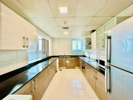 Zinj, Apartments/Houses, BHD 550/month,  2 BR,  120 Sq. Meter,  Well Managed Building At Zinj  (Near Galleria Mall)