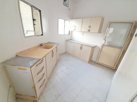 Hoora, Staff Accomodation, BHD 440,  █ Building (Best Price) █ 3 Floors █3 Flats █ In Horra█