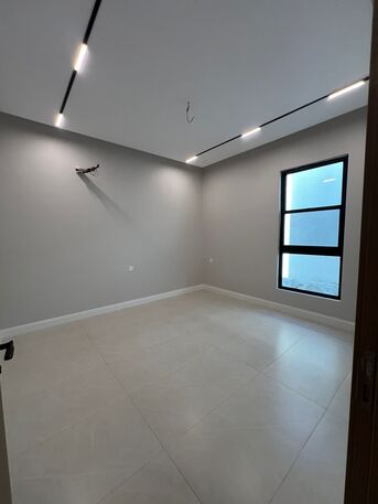 Al Rahmaniyah, Apartments/Houses, SAR 20000/year,  Furnished,  5 BR,  189 Sq. Meter,  Family Home For Rent - Jeddah, Al-Rahmaniyah Dt., On Imam Muhammad Saud University St.