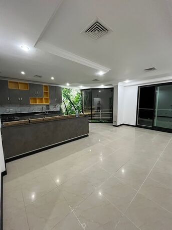 Kuwait City, Apartments/Houses, KWD 420/month,  2 BR,  Apartment For Rent In Hawally With A Sea View And A Large Balcony.