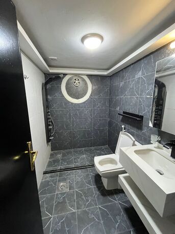 Kuwait City, Apartments/Houses, KWD 420/month,  2 BR,  Apartment For Rent In Hawally With A Sea View And A Large Balcony.