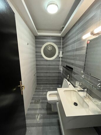 Kuwait City, Apartments/Houses, KWD 420/month,  2 BR,  Apartment For Rent In Hawally With A Sea View And A Large Balcony.