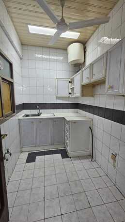 Gudaibiya, Apartments/Houses, BHD 200/month,  2 BR,  Flat For Rent In Gudaibiya Nearby Supreme Broasted