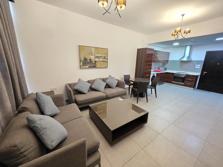 Juffair, Apartments/Houses, BHD 280/month,  Furnished,  1 BR,  Modern Interior | Cozy | Free Wifi & Housekeeping | Great Facilities!! | Near Juffair Mall
