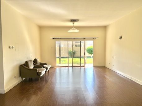 Saar, Villas, BHD 800,  300 Sq. Meter,  Elegant 4BR Semi-Furnished Villa In Saar | Private Backyard