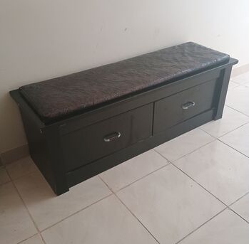 Yanbu, Household Items, SAR 200,  Bench With Storage Drawers