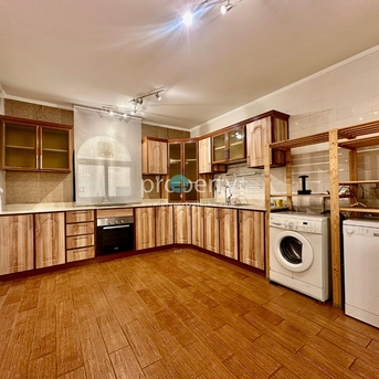 Kuwait City, Apartments/Houses, KWD 1250/month,  3 BR,  Spacious 3-Bedroom Floor With Terrace For Rent In Salwa,Kuwait