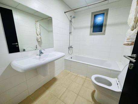 Juffair, Apartments/Houses, BHD 300/month,  2 BR,  125 Sq. Meter,  Luxury Tower 2 Bedroom Semi Furnish For Rent In Juffair